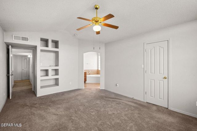 695 Teichelkamp Drive, Horizon City, TX 79928