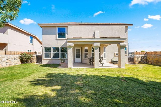 695 Teichelkamp Drive, Horizon City, TX 79928