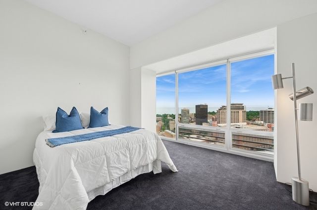 1720 Maple Avenue 2710, Evanston, IL 60201