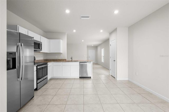 35155 JOMAR AVENUE, Zephyrhills, FL 33541