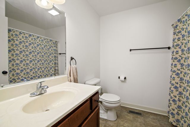 670 Lookout Way, Bourbonnais, IL 60914