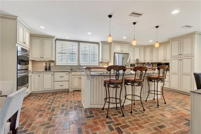 3175 Dawes Lake Road E, Mobile, AL 36619