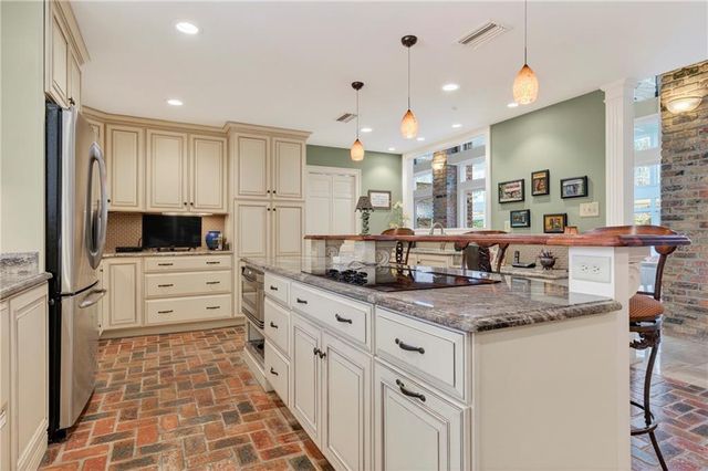 3175 Dawes Lake Road E, Mobile, AL 36619