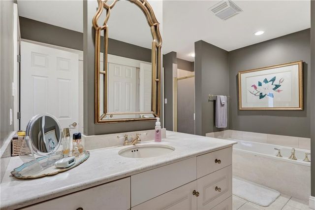 3175 Dawes Lake Road E, Mobile, AL 36619