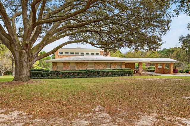 3175 Dawes Lake Road E, Mobile, AL 36619