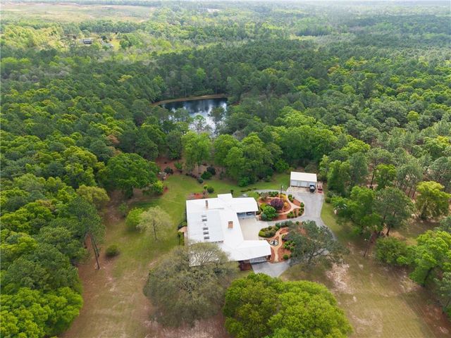 3175 Dawes Lake Road E, Mobile, AL 36619