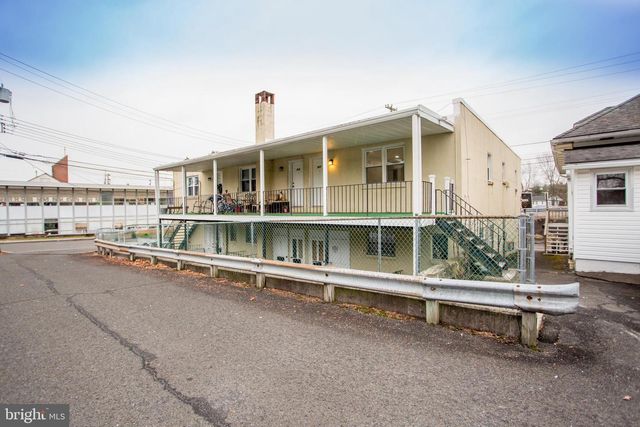 857 STREET RD, Southampton, PA 18966