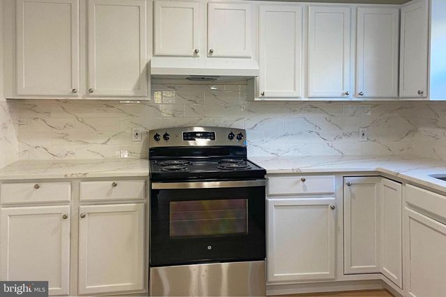 857 STREET RD, Southampton, PA 18966