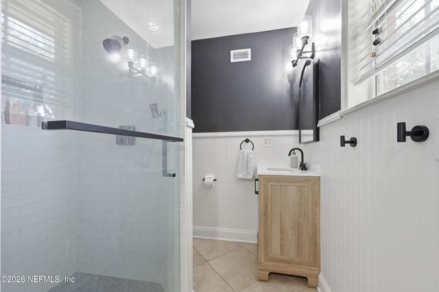 1244 GLENGARRY Road, Jacksonville, FL 32207