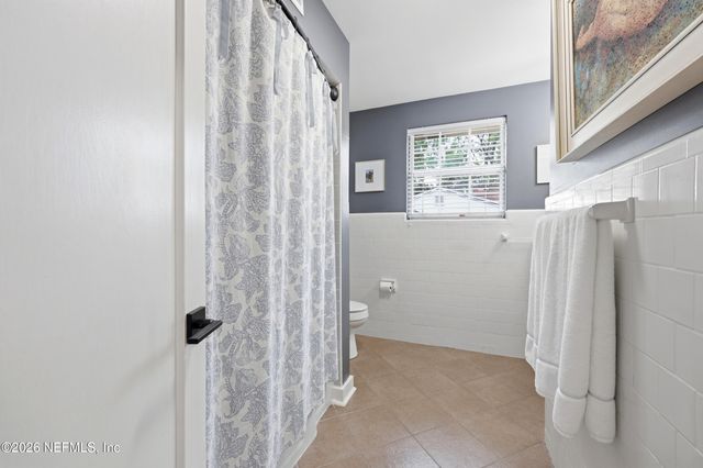 1244 GLENGARRY Road, Jacksonville, FL 32207