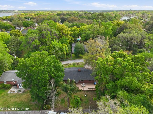 1244 GLENGARRY Road, Jacksonville, FL 32207