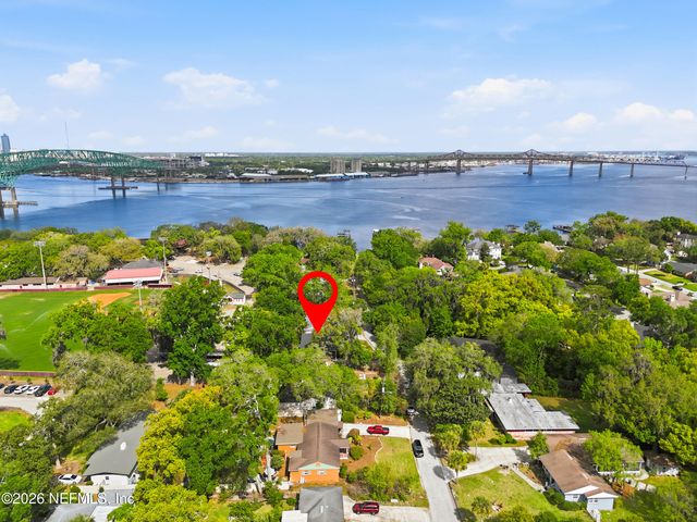 1244 GLENGARRY Road, Jacksonville, FL 32207