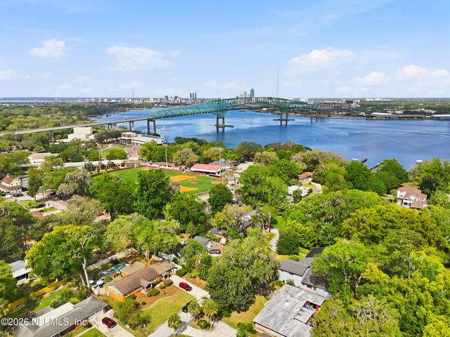 1244 GLENGARRY Road, Jacksonville, FL 32207