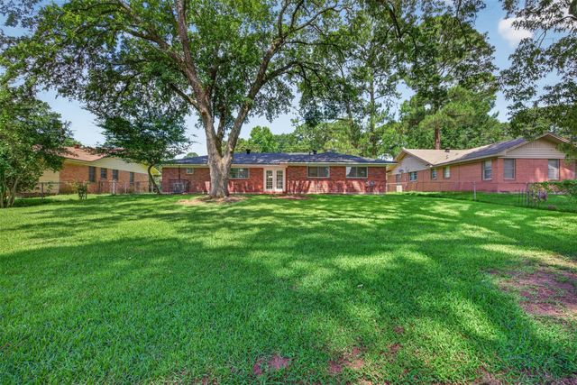 2709 Ridge Lake Drive, Shreveport, LA 71109