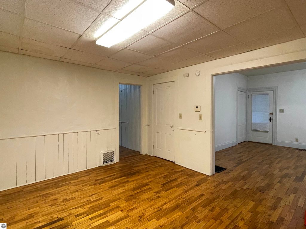 Image 11 of property listing at 415 S Franklin # 1, Mt Pleasant, MI 48858