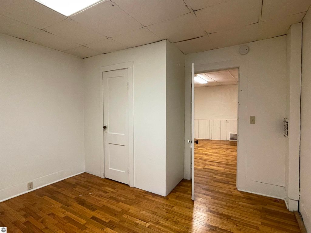 Image 16 of property listing at 415 S Franklin # 1, Mt Pleasant, MI 48858