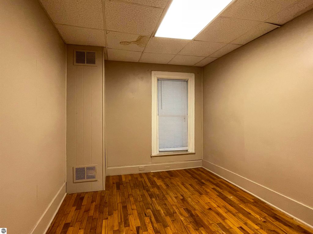 Image 17 of property listing at 415 S Franklin # 1, Mt Pleasant, MI 48858