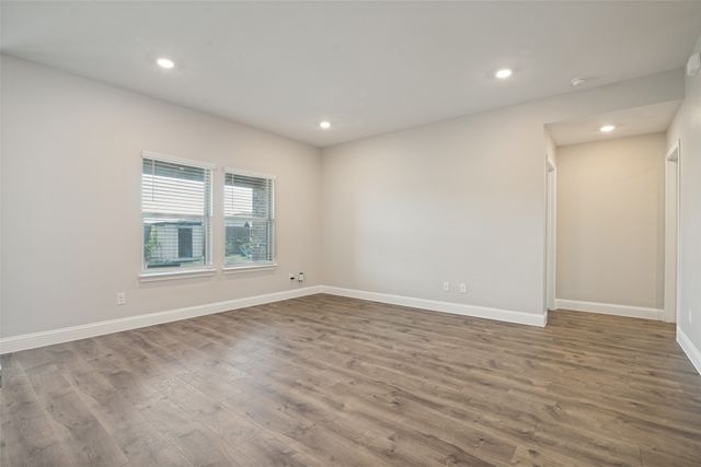 2910 Rowland Drive, Seagoville, TX 75159