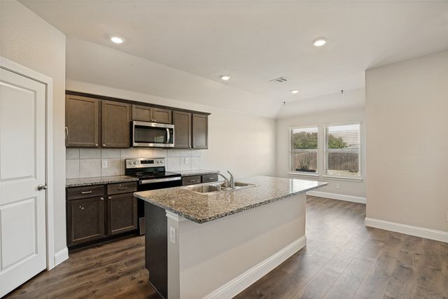 2910 Rowland Drive, Seagoville, TX 75159