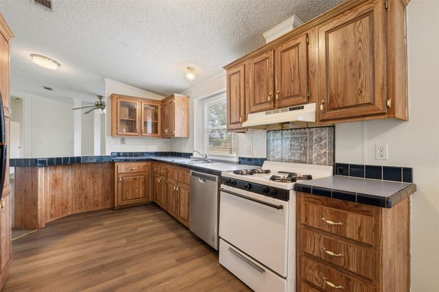 635 W Dittmar RD, Austin, TX 78745
