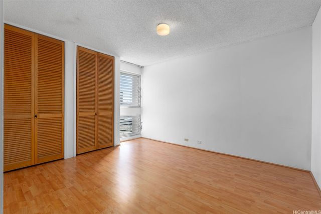 1073 Kinau Street 1004, Honolulu, HI 96814