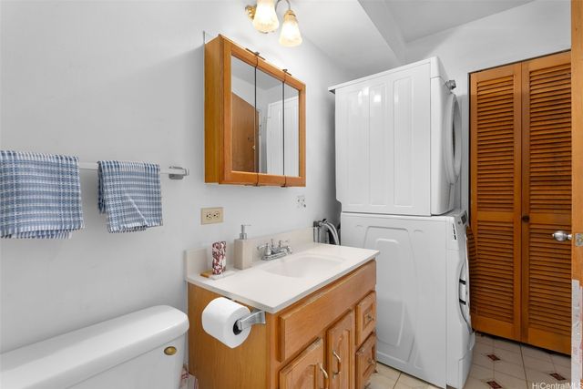 1073 Kinau Street 1004, Honolulu, HI 96814