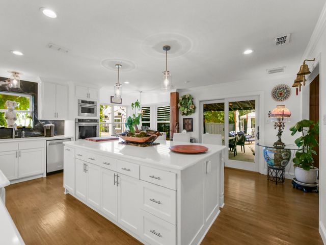 9867 Dripping Springs Road, Denison, TX 75021
