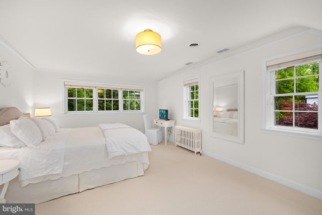 3808 RENO RD NW, Washington, DC 20008