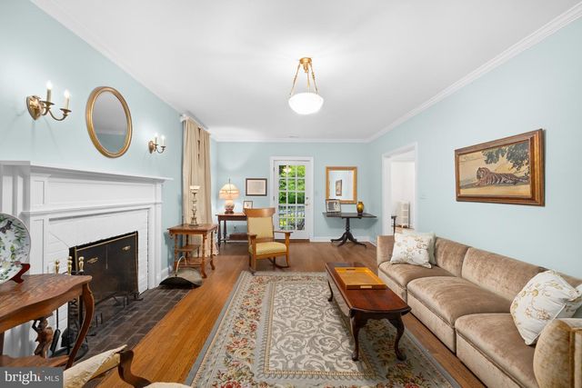3808 RENO RD NW, Washington, DC 20008