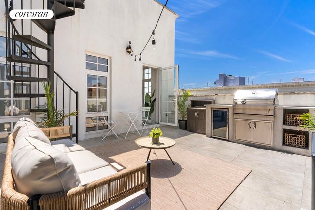 278 NASSAU Avenue THB, New York City, NY 11222