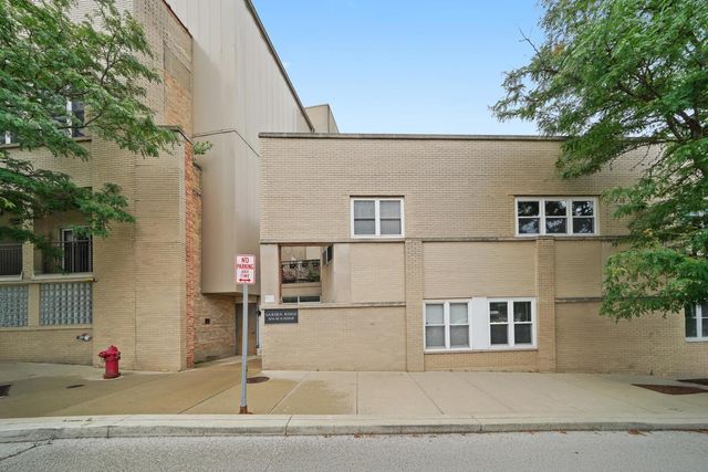 1834 Ridge Avenue 102, Evanston, IL 60201