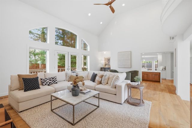 2201 Ellesworth Pl, El Dorado Hills, CA 95762