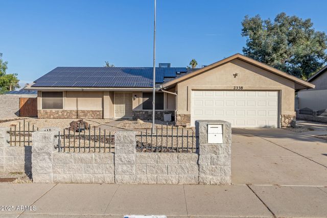 2338 W MONTE CRISTO Avenue, Phoenix, AZ 85023