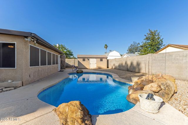 2338 W MONTE CRISTO Avenue, Phoenix, AZ 85023