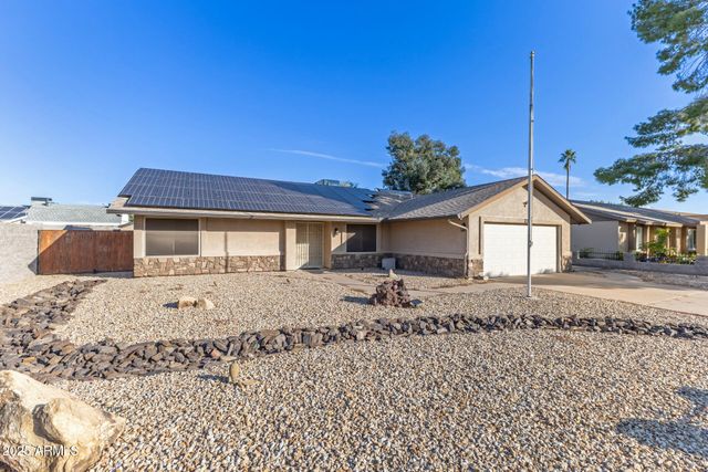 2338 W MONTE CRISTO Avenue, Phoenix, AZ 85023