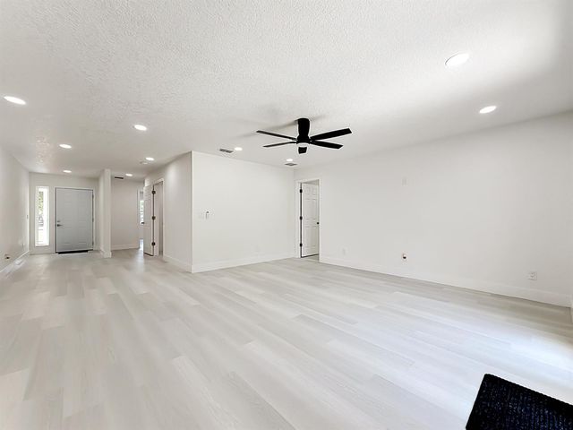 5534 SW 31st Street, Ocala, FL 34474