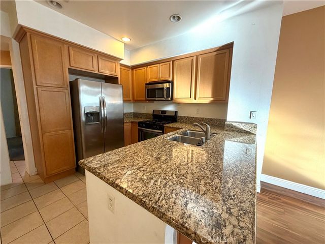 500 N Willowbrook, Compton, CA 90220