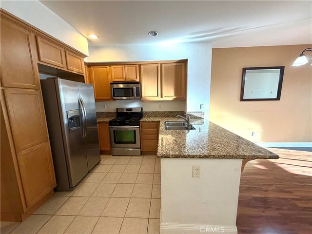 500 N Willowbrook, Compton, CA 90220