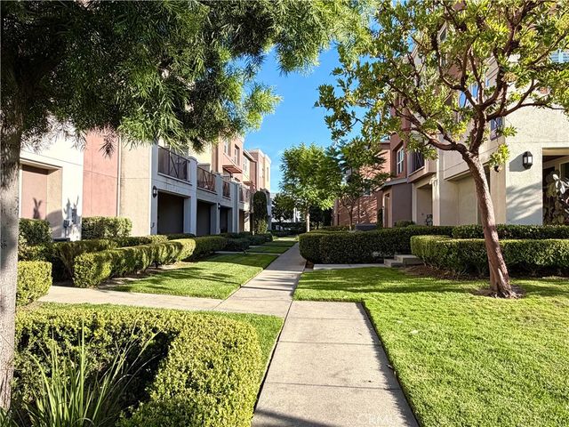500 N Willowbrook, Compton, CA 90220
