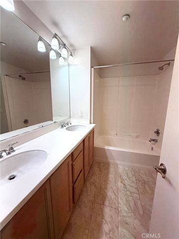 500 N Willowbrook, Compton, CA 90220