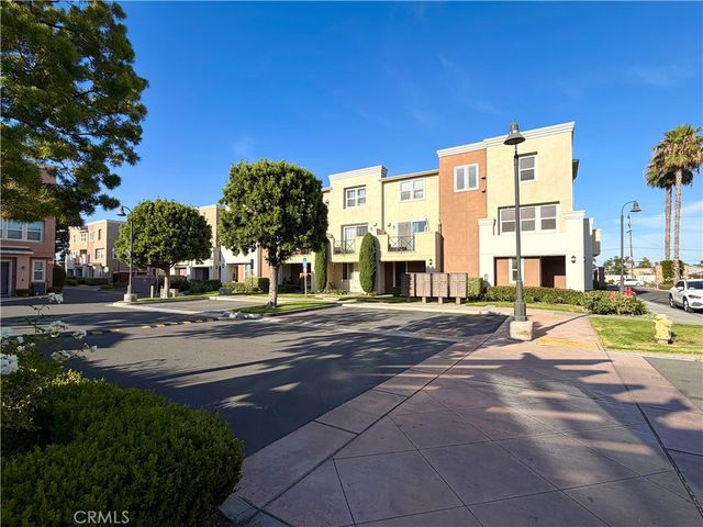 500 N Willowbrook, Compton, CA 90220
