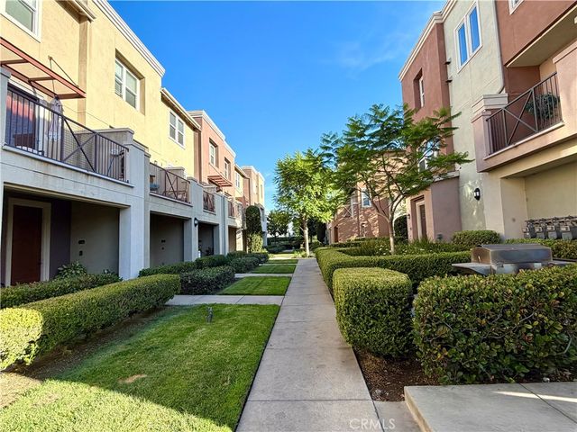 500 N Willowbrook, Compton, CA 90220