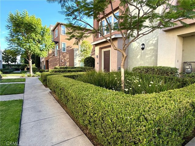 500 N Willowbrook, Compton, CA 90220