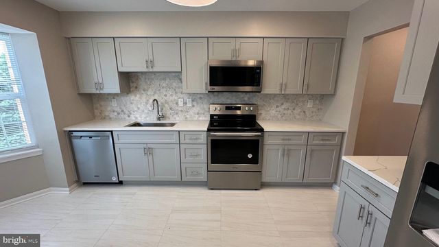 12308 SANDY POINT CT, Silver Spring, MD 20904