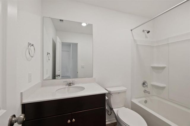 12213 Rising Moon LN, Del Valle, TX 78617