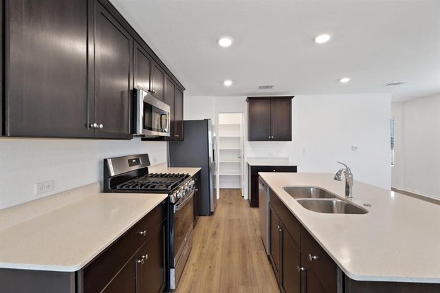 12213 Rising Moon LN, Del Valle, TX 78617