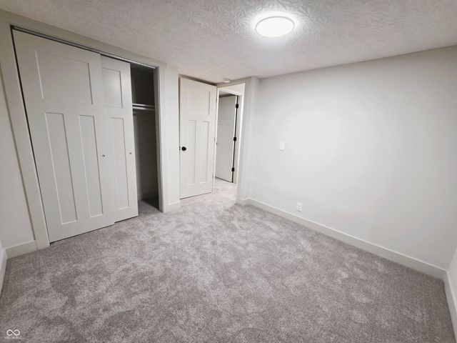 6298 S 200 W, Trafalgar, IN 46181