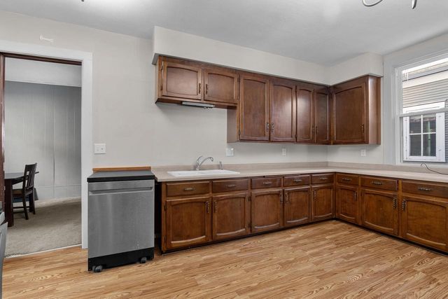 2016 N 9th STREET, Sheboygan, WI 53081