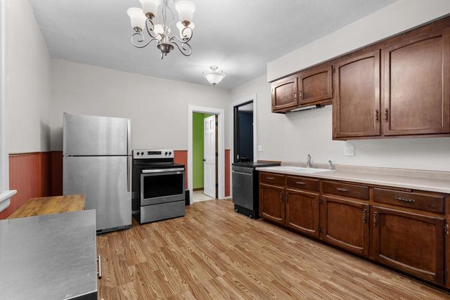 2016 N 9th STREET, Sheboygan, WI 53081