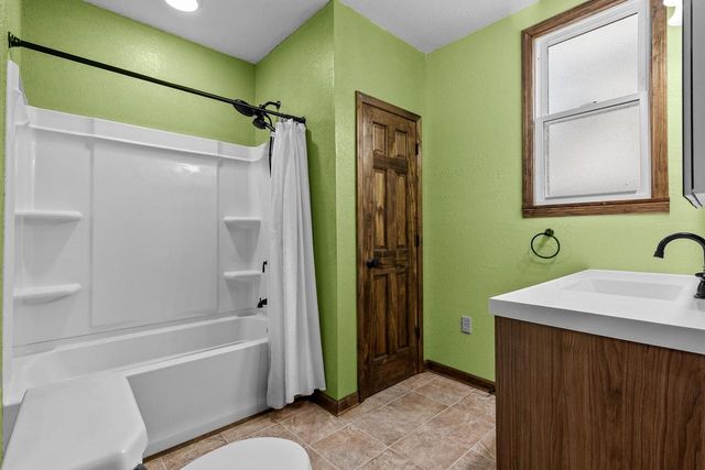 2016 N 9th STREET, Sheboygan, WI 53081